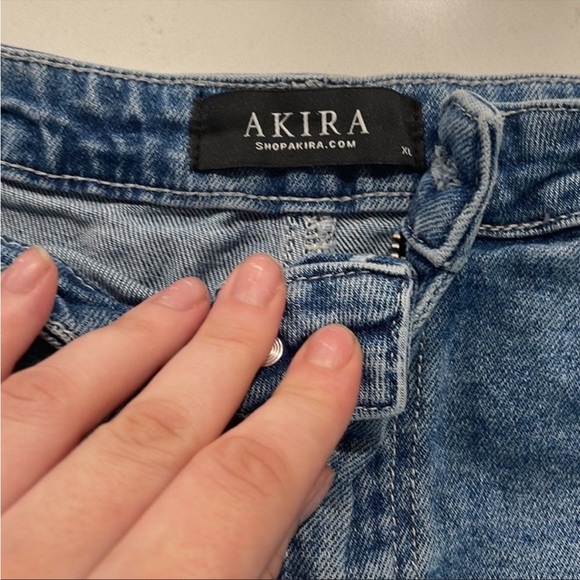 Akira Rhinestone Shorts - Picture 4 of 4